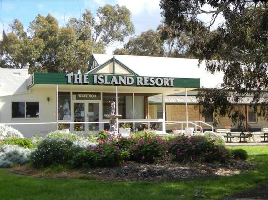 Island Motel Кингскоут Екстериор снимка