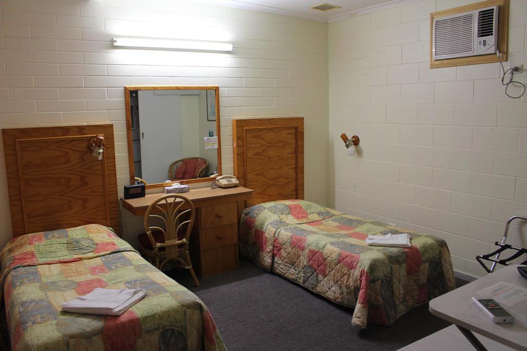 Island Motel Кингскоут Екстериор снимка