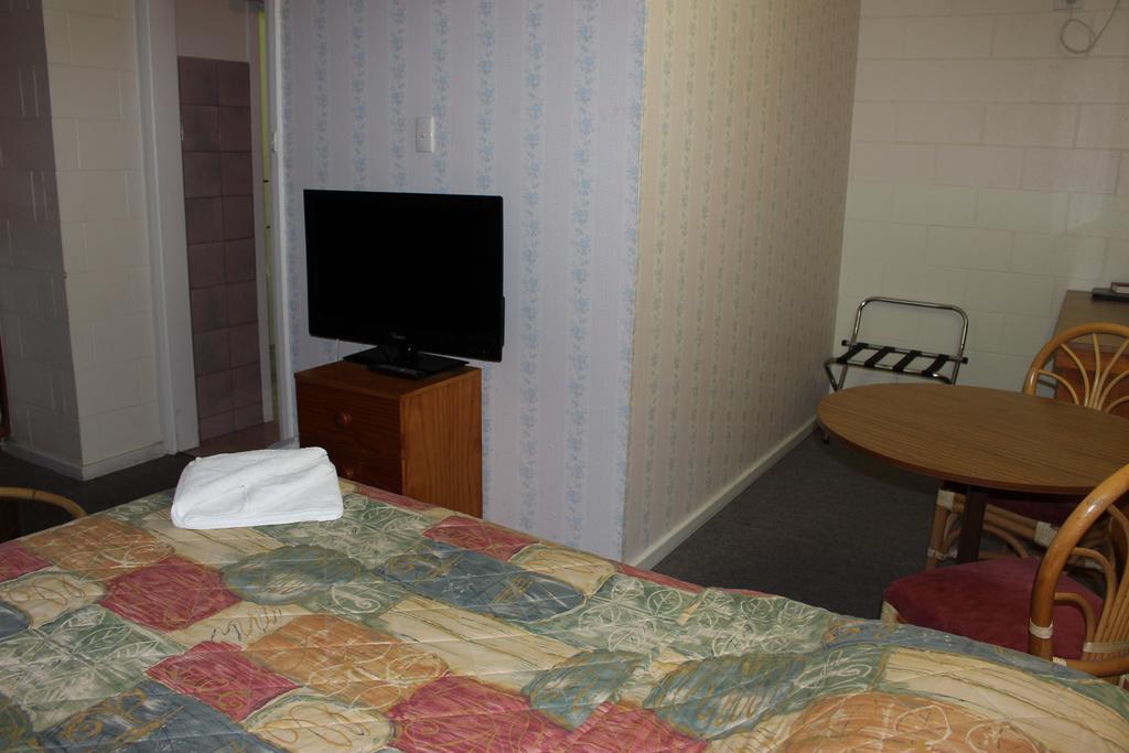 Island Motel Кингскоут Екстериор снимка