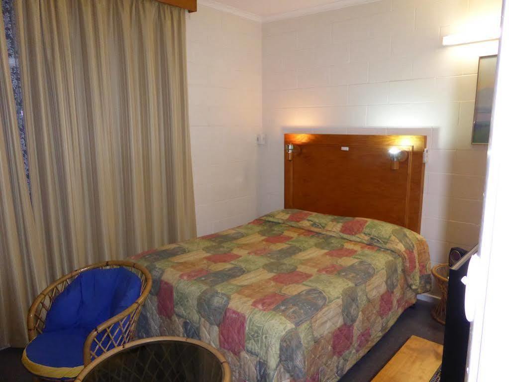 Island Motel Кингскоут Екстериор снимка