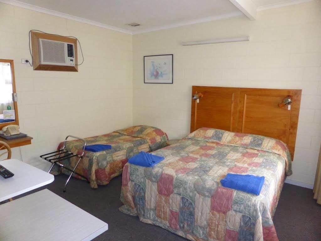 Island Motel Кингскоут Екстериор снимка
