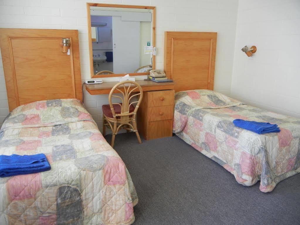 Island Motel Кингскоут Екстериор снимка