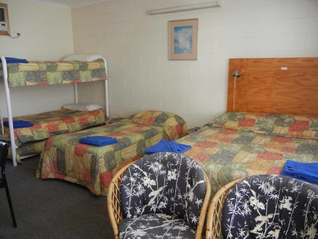 Island Motel Кингскоут Екстериор снимка